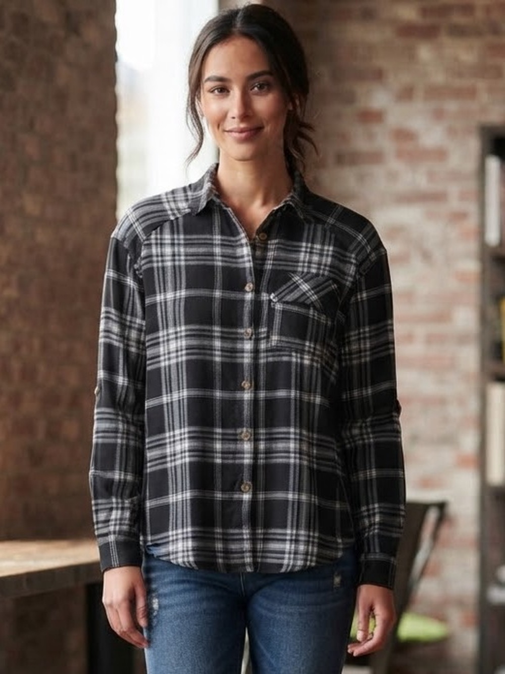 Rue21 Black and White Plaid Button-Down Shirt